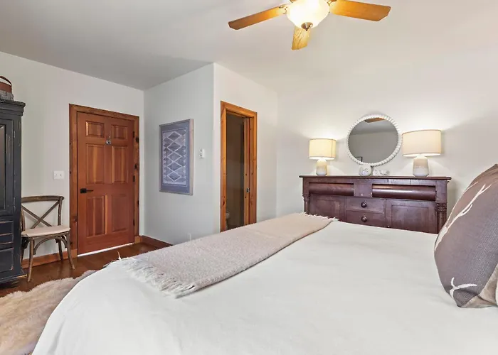 Abode At Open Meadows Holiday home